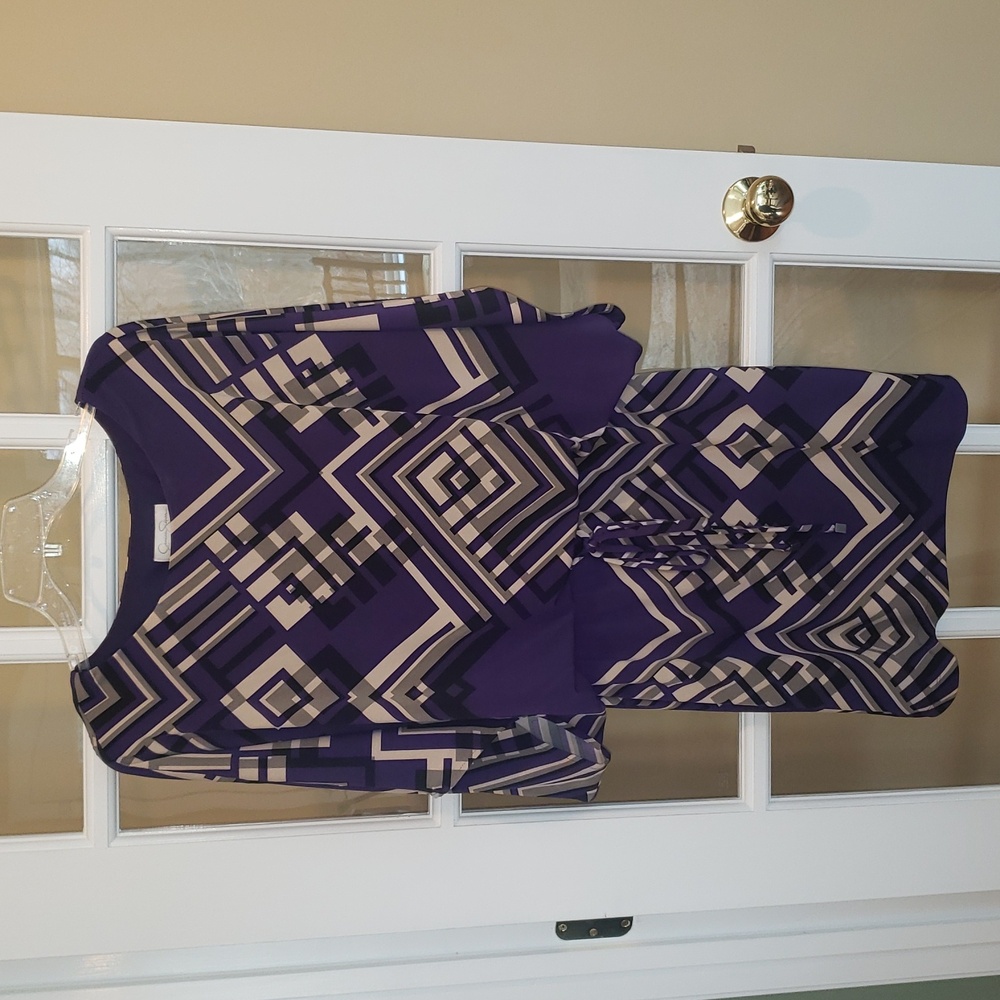 Jessica Simpson Sleeveless/Drape Shoulder Dress- Bold Geometric Print Size: M
